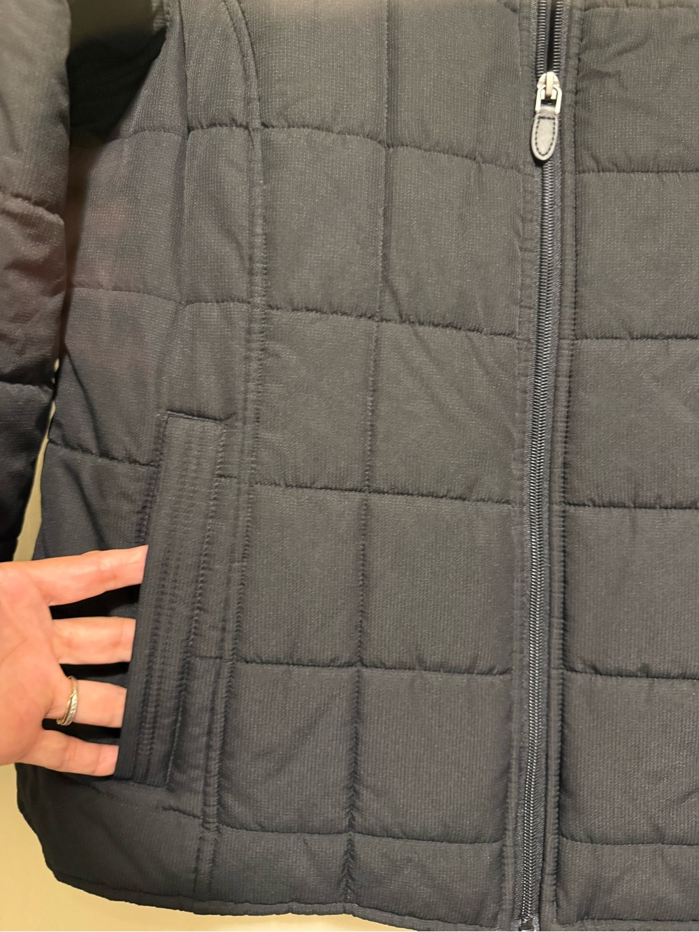 Ariat Womens Crius Insulated XL Black Quilted Jacket - Picture 6 of 16